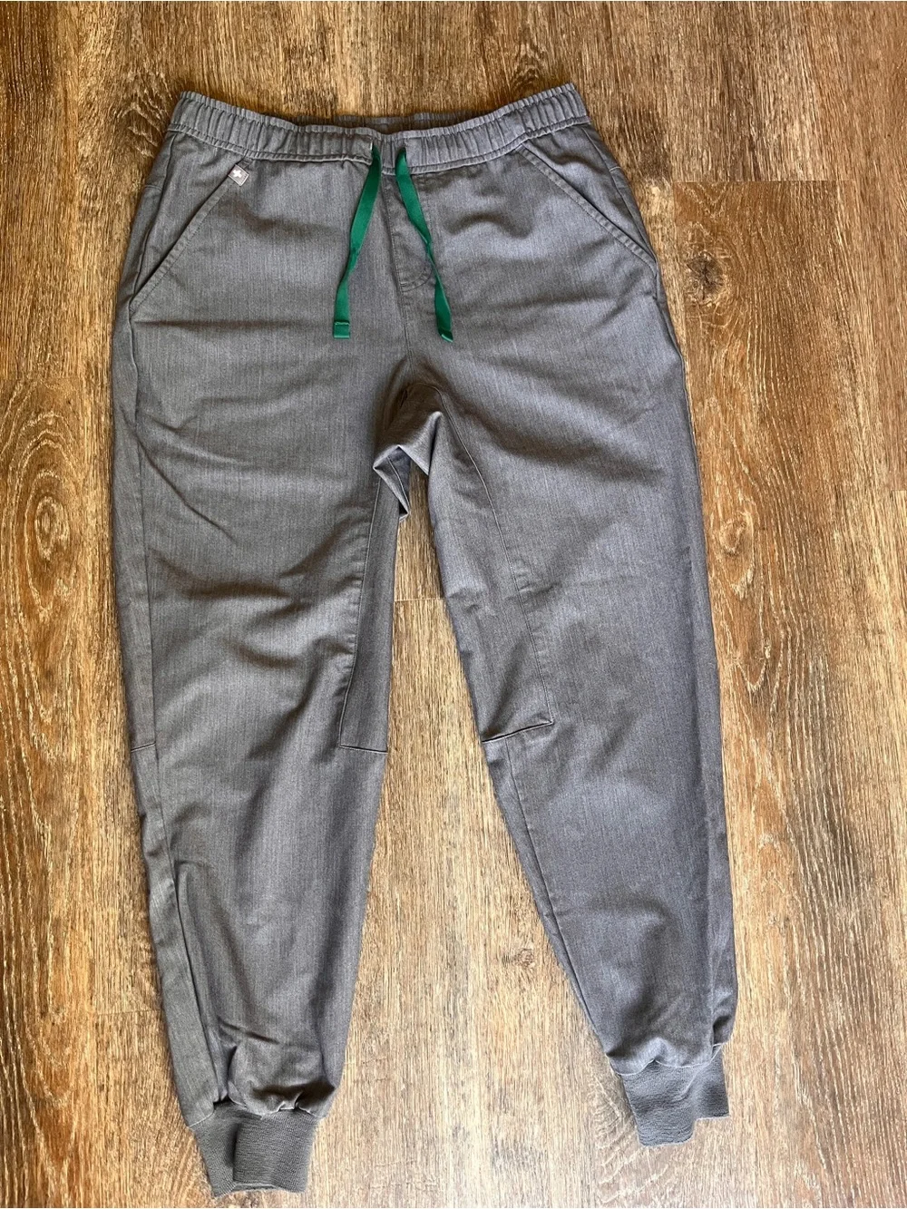 Figs Men’s Scrubs Graphite Tansen Jogger Pants Size Small